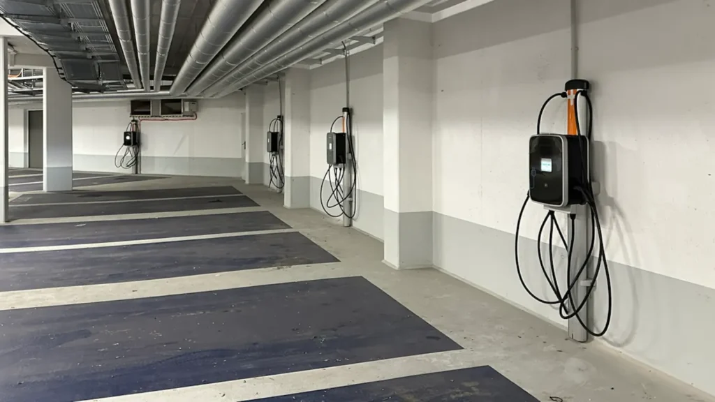 EV Charging commerical ev 4